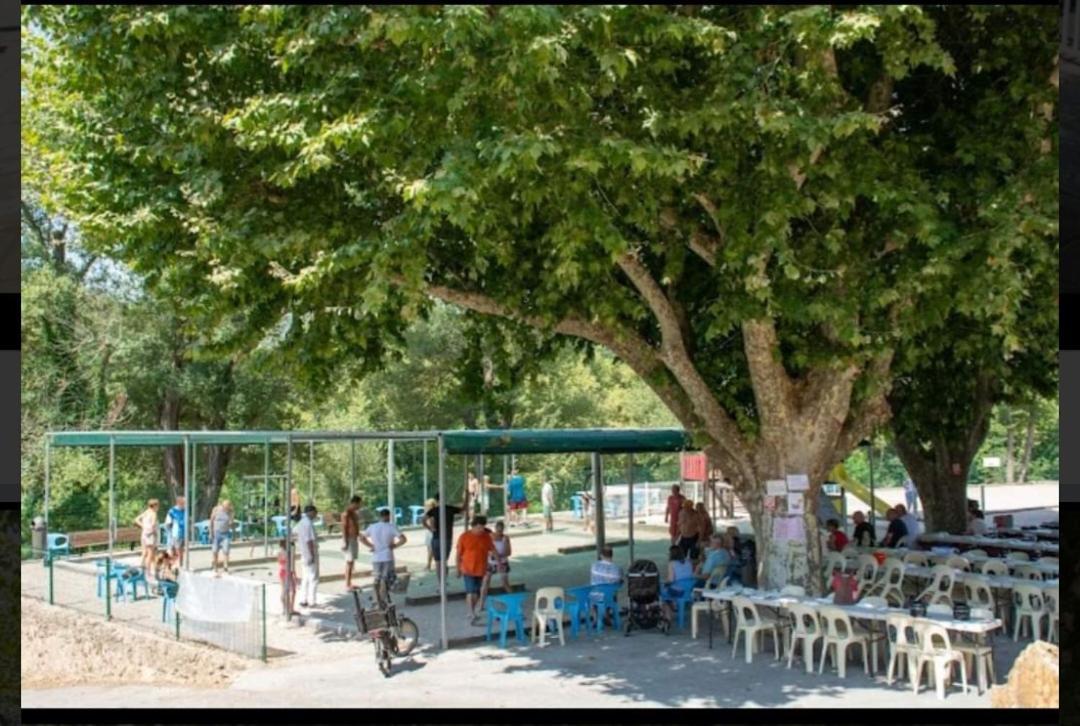 Mobil Home L'Eau Vive Les Arcs-sur-Argens ภายนอก รูปภาพ