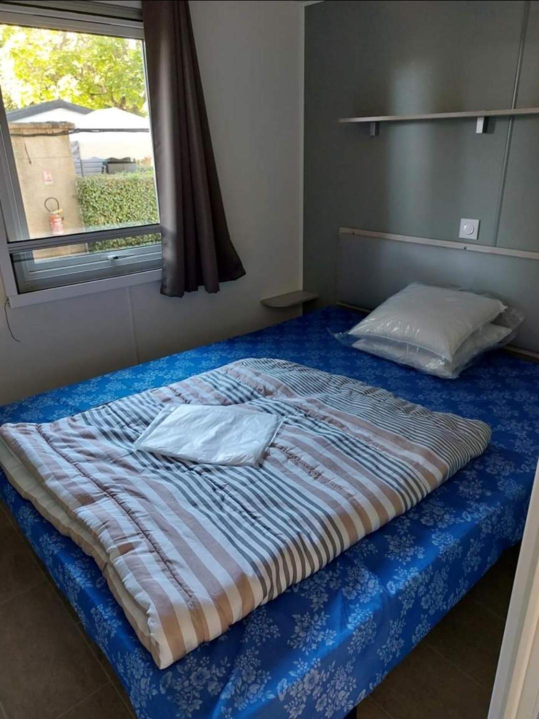 Mobil Home L'Eau Vive Les Arcs-sur-Argens ภายนอก รูปภาพ